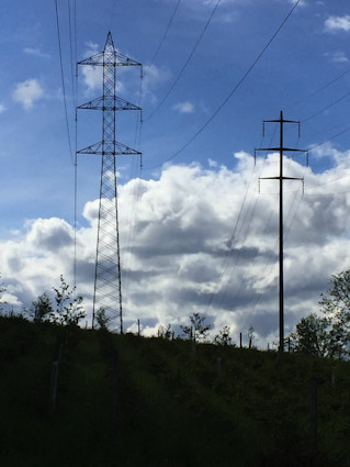 Ein Bild, das Himmel, draußen, bewölkt, Wolken enthält.
Automatisch generierte Beschreibung